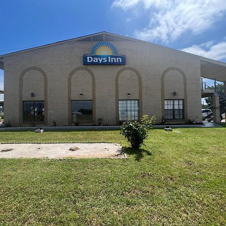 Days Inn & Suites By Wyndham - Canton First Monday Trade Days Luaran gambar
