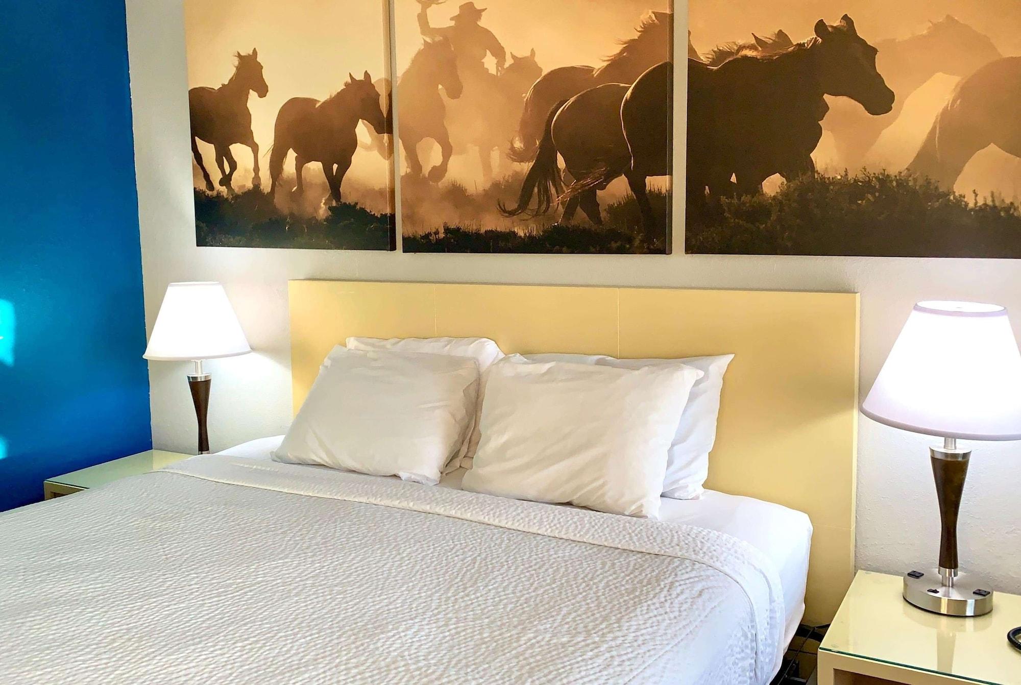 Days Inn & Suites By Wyndham - Canton First Monday Trade Days Luaran gambar