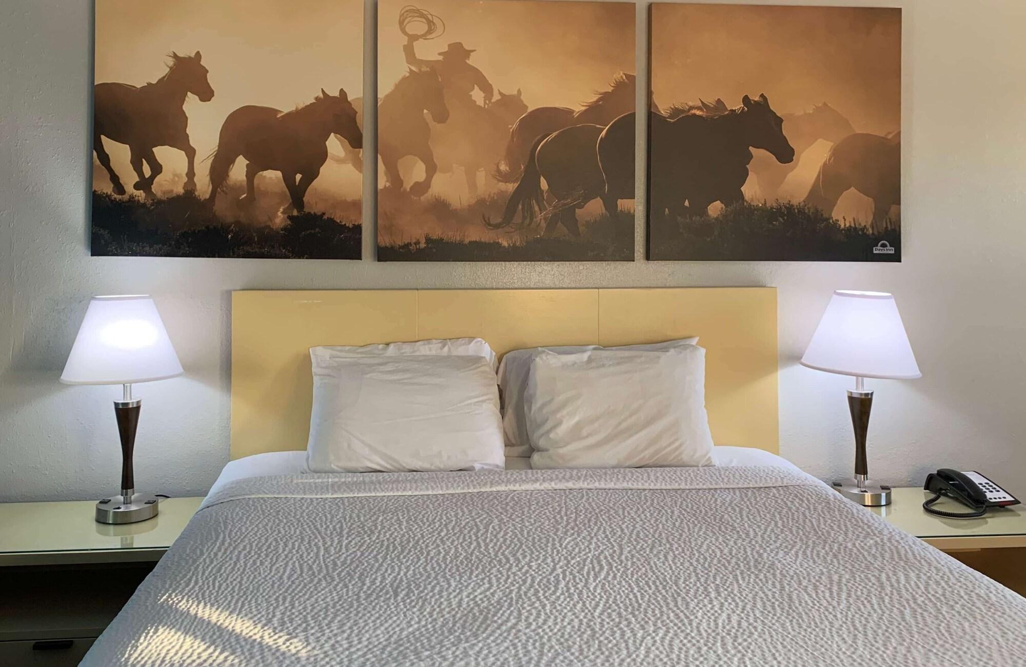 Days Inn & Suites By Wyndham - Canton First Monday Trade Days Luaran gambar
